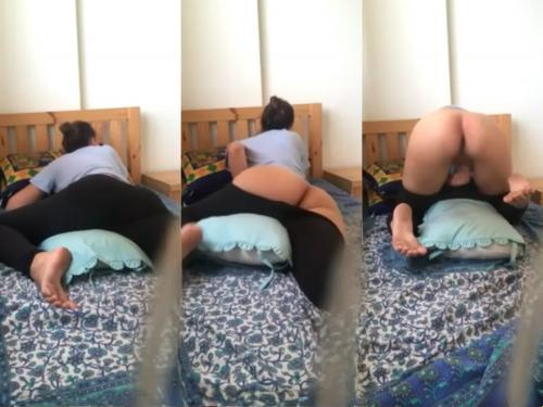 Ngintip Diam-Diam Cewek Horny Lagi Colmek